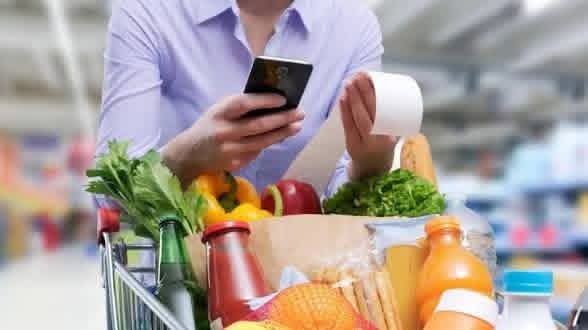 حرب هناك… وأزمة تتمدّد هنا