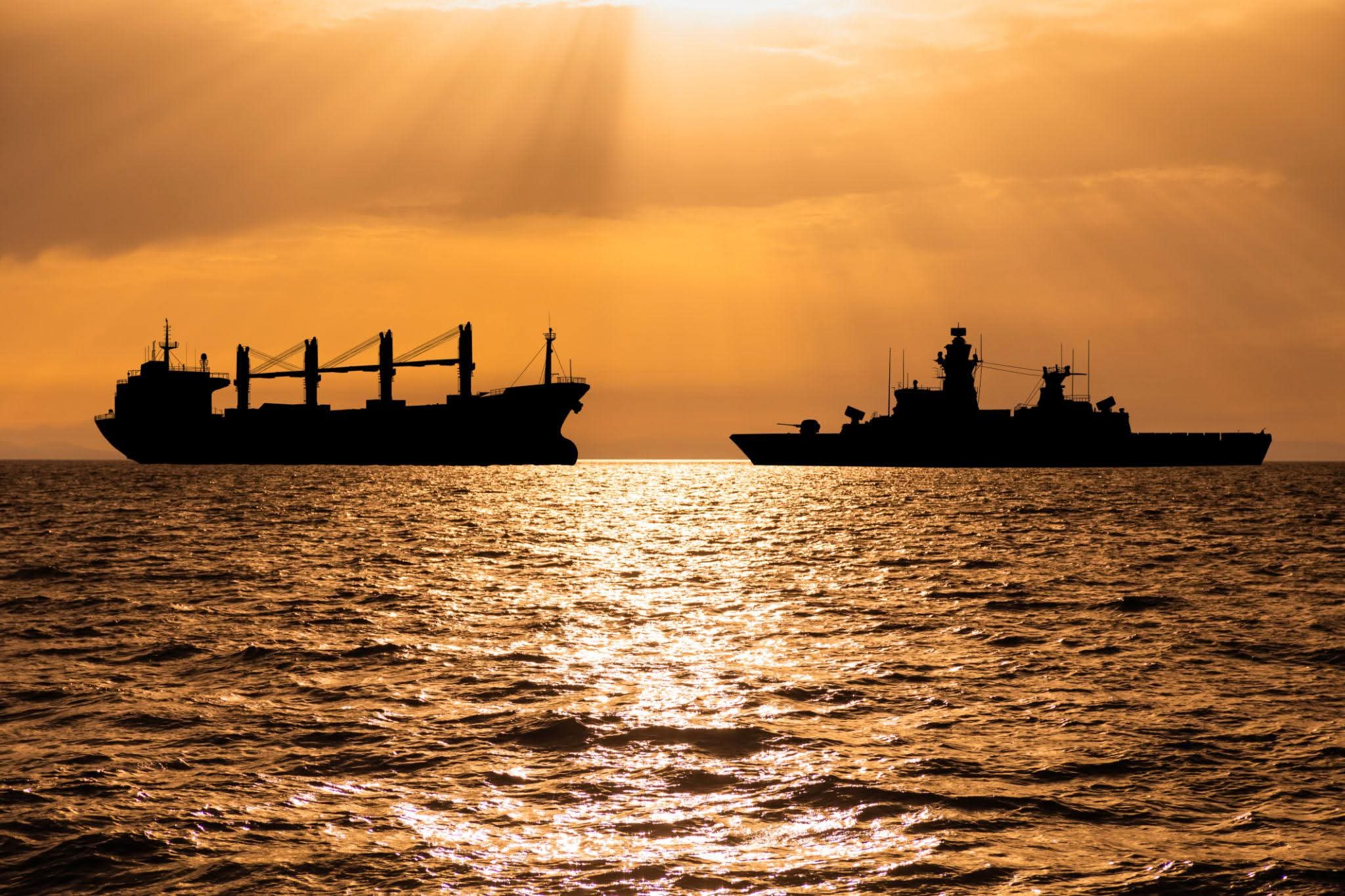 تهديد بحري مباشر لإيران