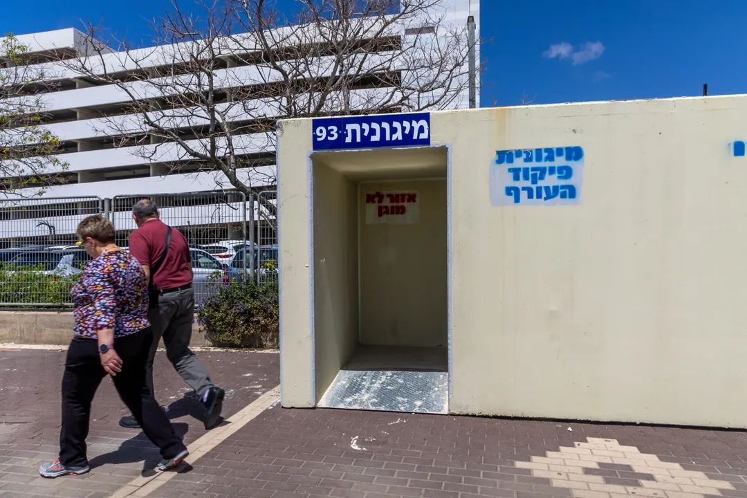 40 صاروخاً… وتصعيد متسارع على الجبهة