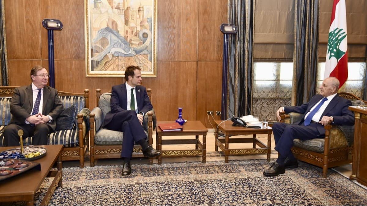 بري تابع مع زواره المستجدات وتلقى اتصالا من قاليباف