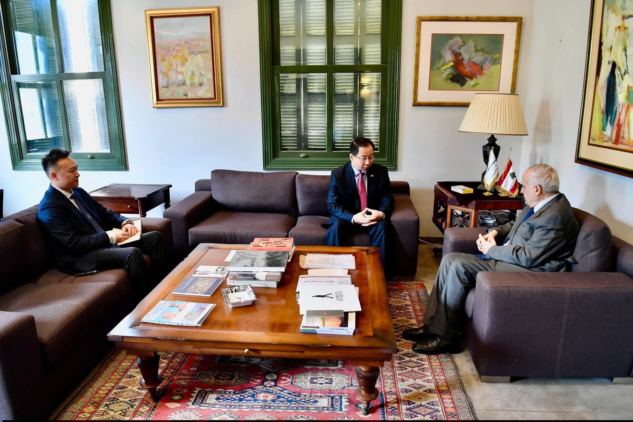 السفير الصيني بعد لقائه وزير الثقافة