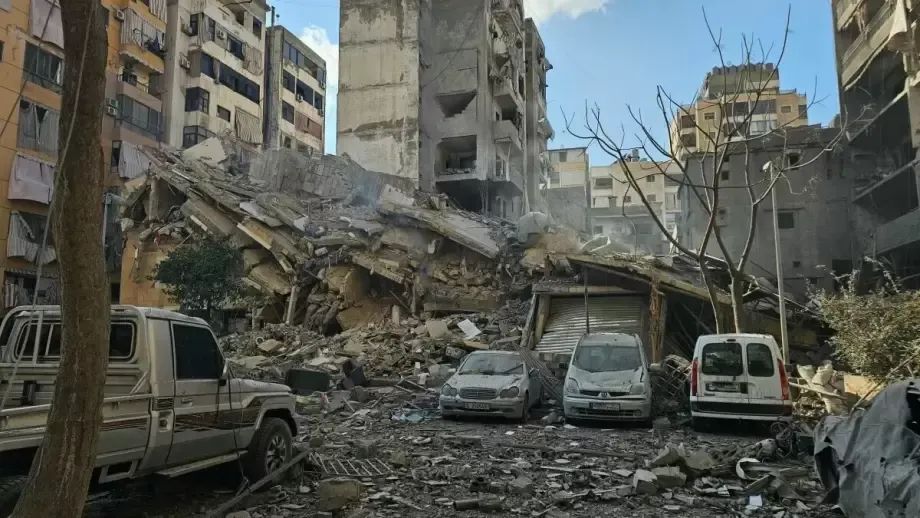 2294 شهيداً…