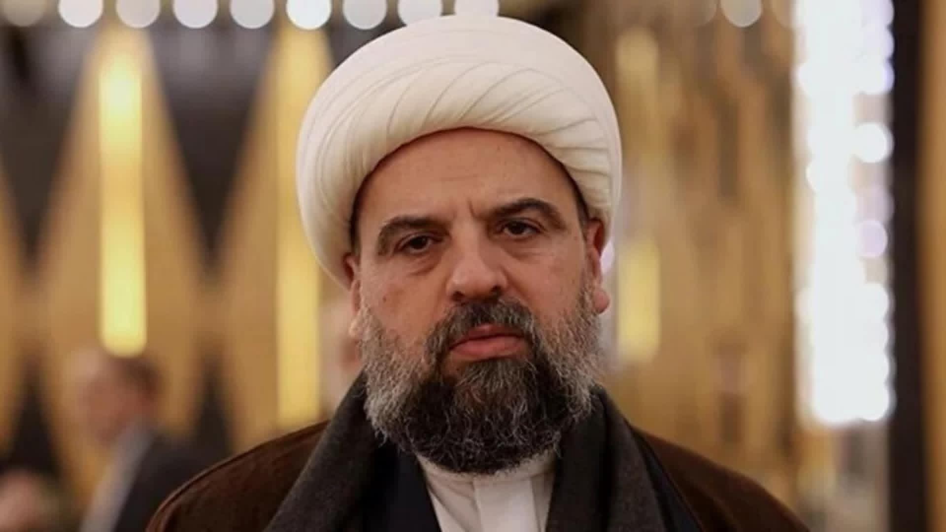 قبلان يرفع السقف