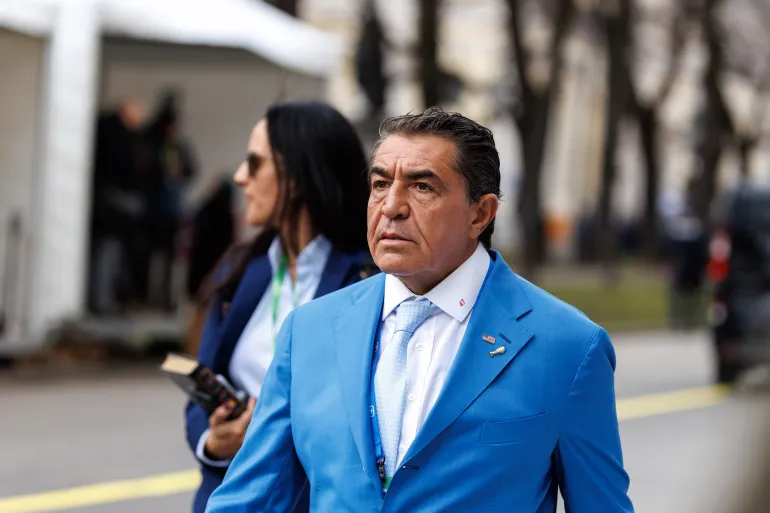 20 مليار دولار في 20 دقيقة".. زامبولي رجل ترمب لصنع الصفقات