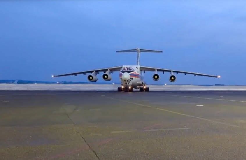 دعم دولي للبنان… 33 طنًا من المساعدات في مطار رفيق الحريري