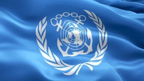 الأمم المتحدة تدعو إلى إعانة البحّارة العالقين بسبب لإغلاق مضيق هرمز