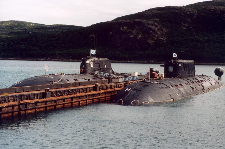 بلومبيرغ: بوتين يستفز الناتو بأشباح تحت الجليد