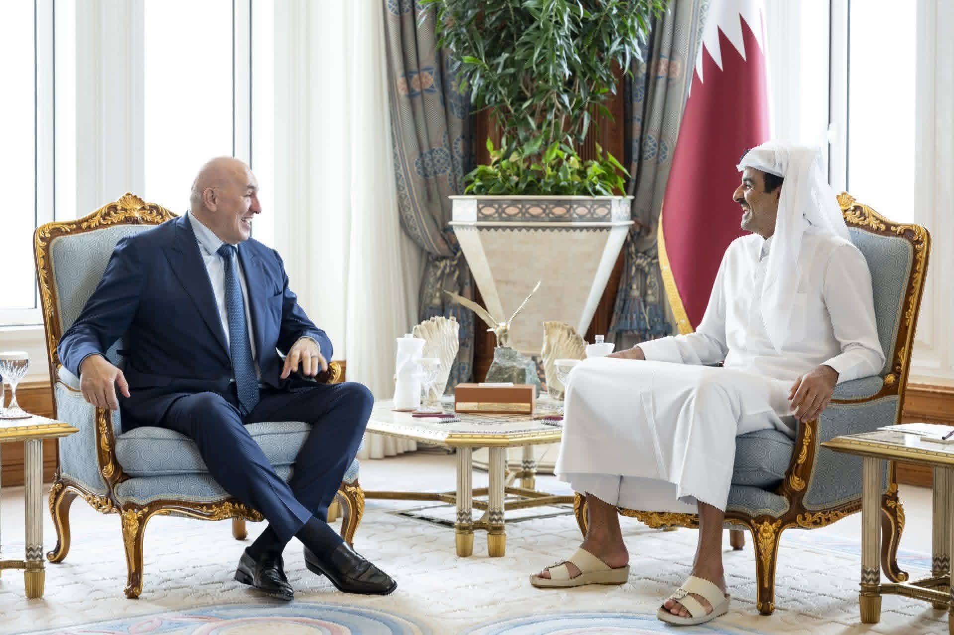 تميم بن حمد يبحث مع وزير الدفاع الإيطالي تطورات المنطقة وتعزيز التعاون العسكري