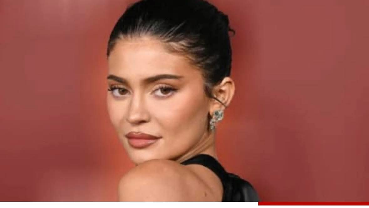 إهانات عنصرية ودينية في منزل كايلي جينر... وهذه التفاصيل