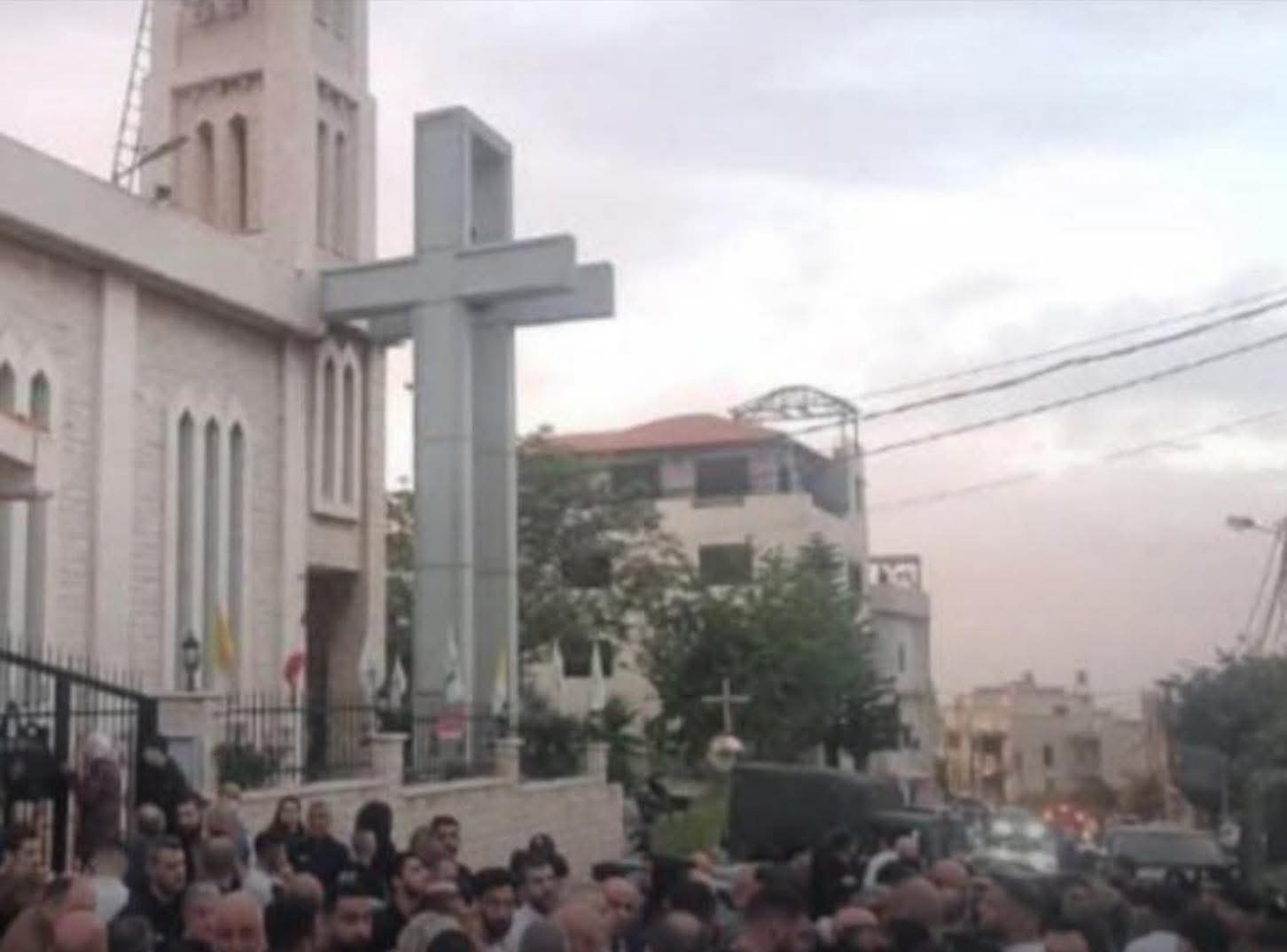 اعتداء خطير على كاهن ومصلين داخل كنيسة في العمارية-الرويسات..