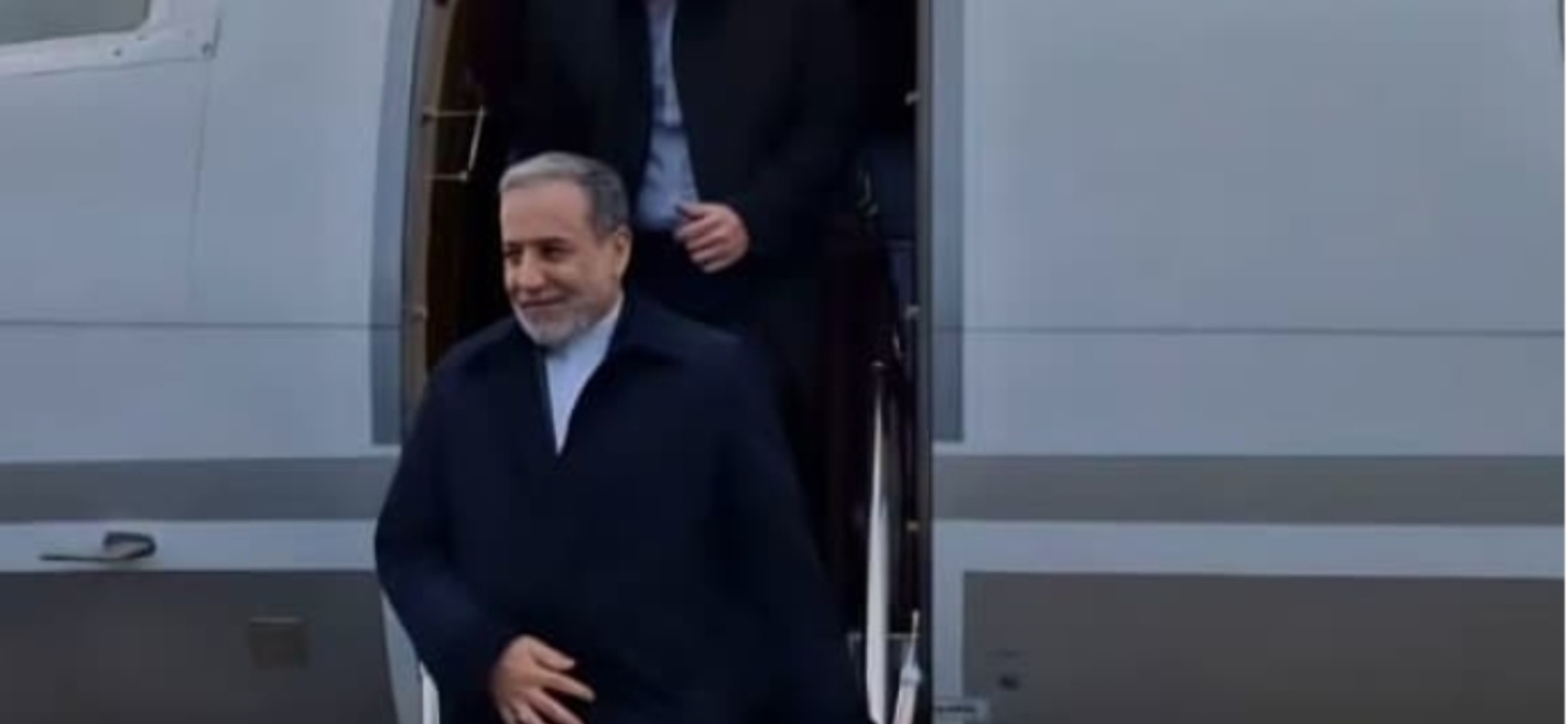 عراقجي من بطرسبورغ: طهران وموسكو تكثّفان المشاورات   