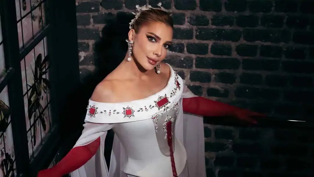 أصالة تحتفل بعيد ميلادها في باريس قبل 20 يوماً من تاريخه الحقيقي