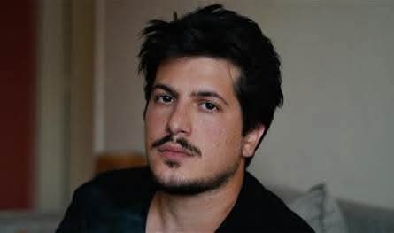 علاقة حب تجمع محمد دايخ