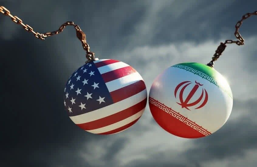 تحذير أمريكي مسبق لطهران قبل عملية في مضيق هرمز وتصعيد لاحق في الهجمات