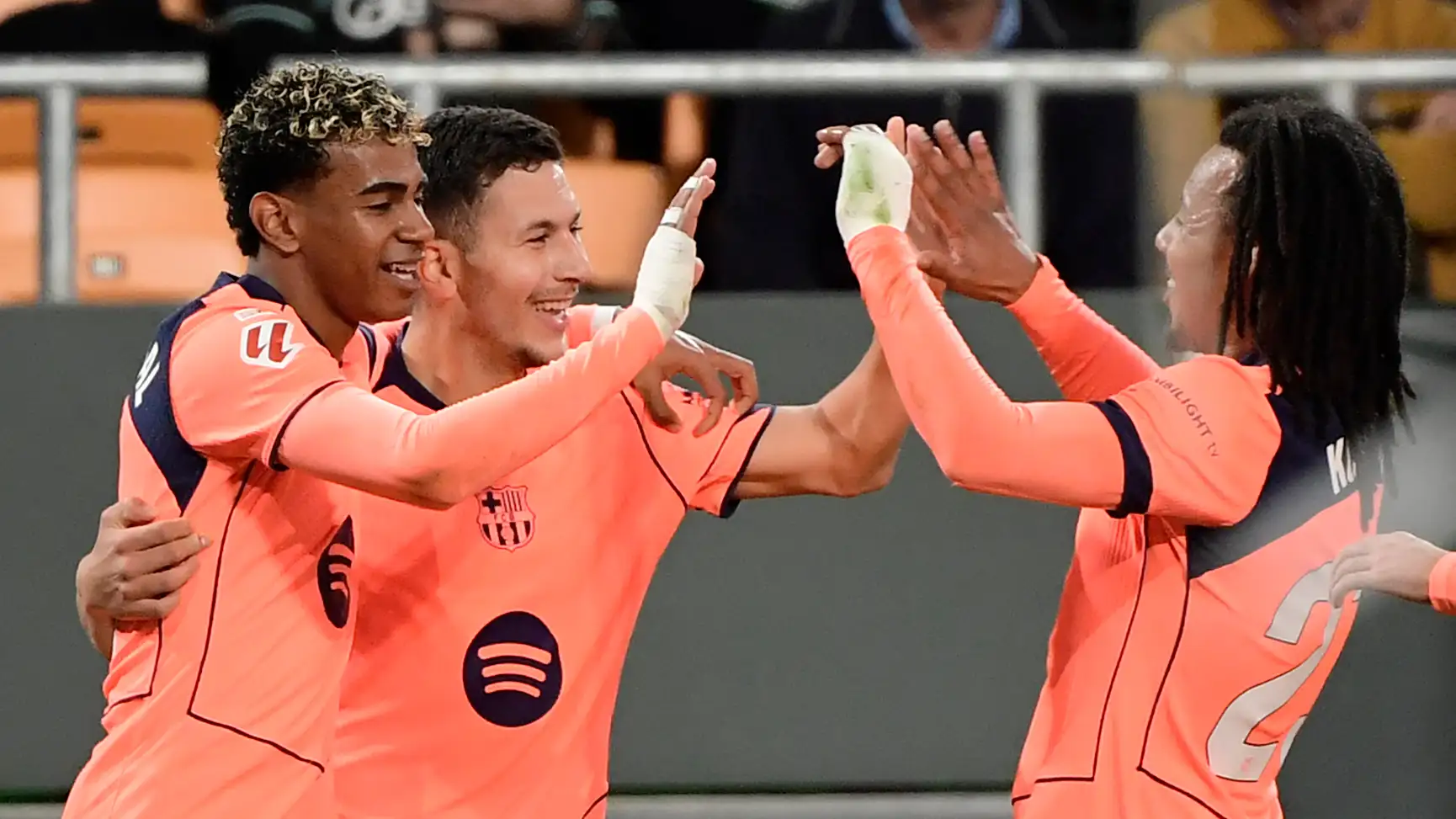 الاستبعاد أثار ضجة كبيرة.. سر غياب لاعب برشلونة عن كأس العالم