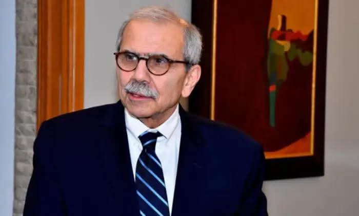 سلام: “بلدنا يمرّ بأخطر أزمة منذ قيام الدولة اللبنانية”