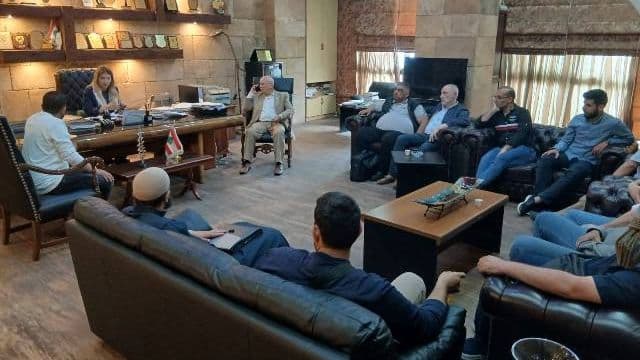 إجتماع في مكتب الرافعي في سرايا طرابلس