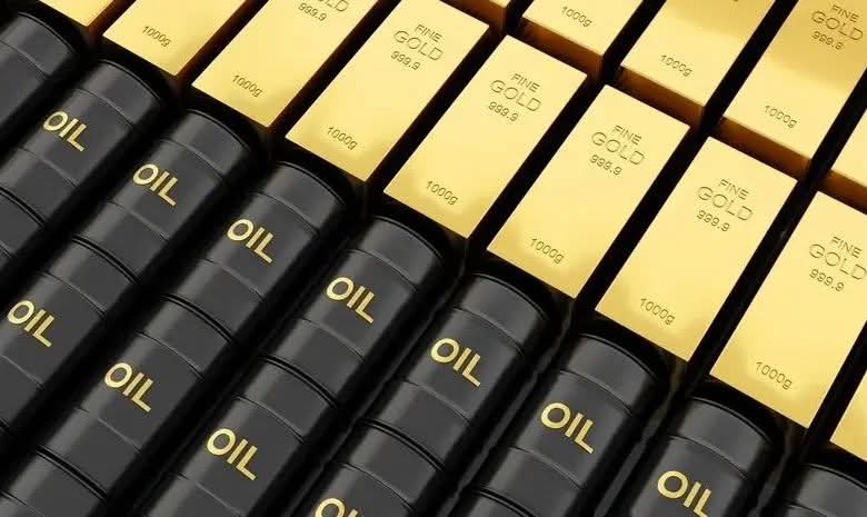 الذهب يتراجع… والنفط يرتفع