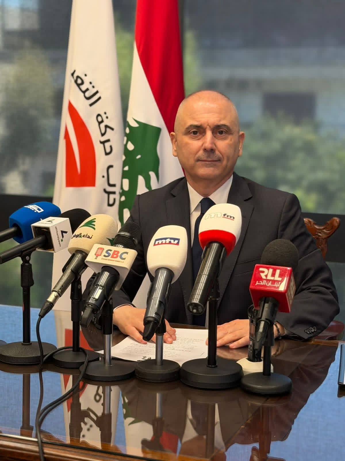 اعلان رئيس حركة التغيير ايلي محفوض لمشروع قانون حصرية السلاح