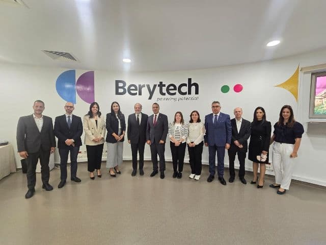 وزير الزراعة زار Berytech ووقع اتفاقية تعاون معها: لبناء اقتصاد زراعي