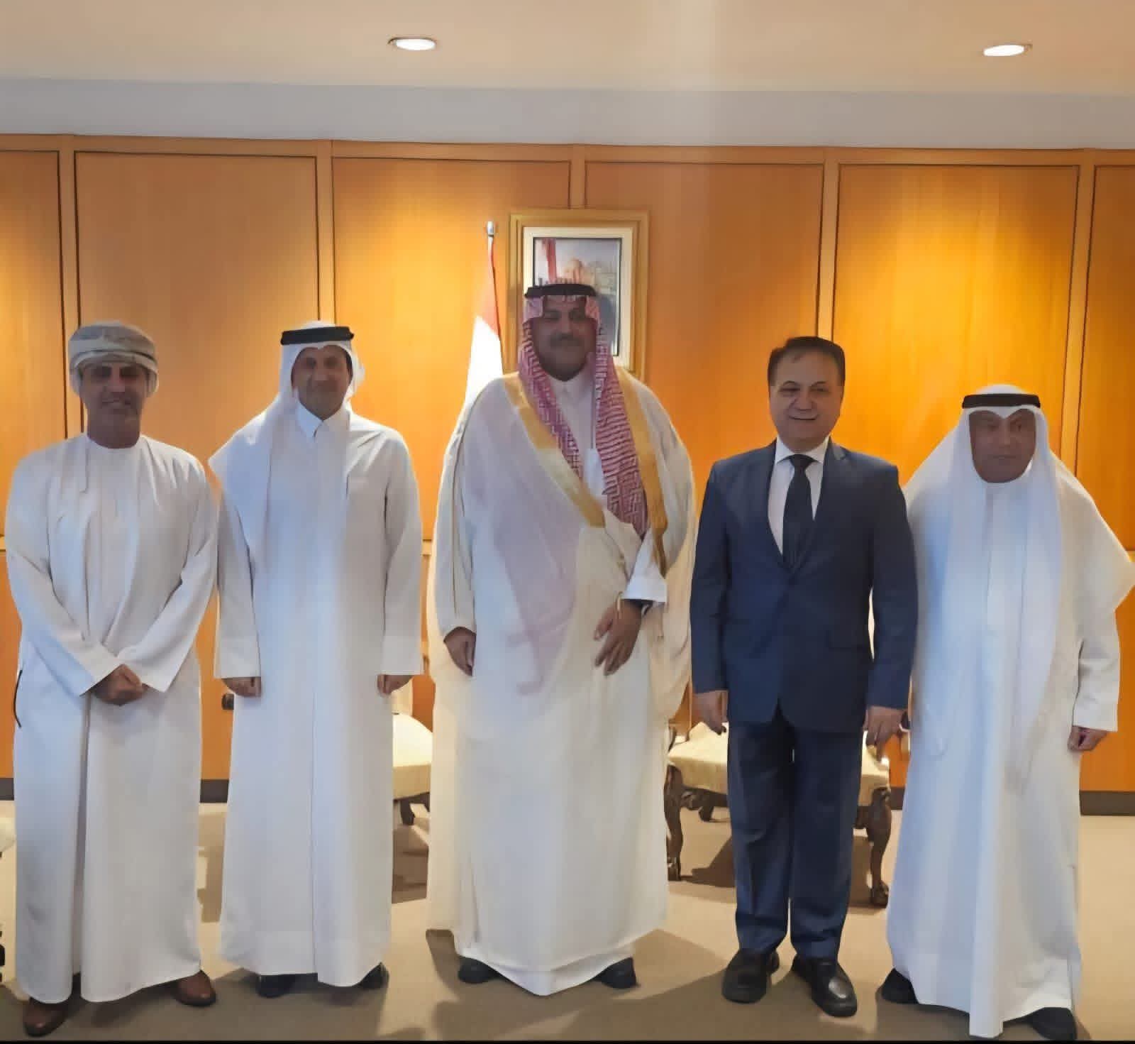 السفير القطري يشارك في استقبال السفير السعودي الجديد في بيروت