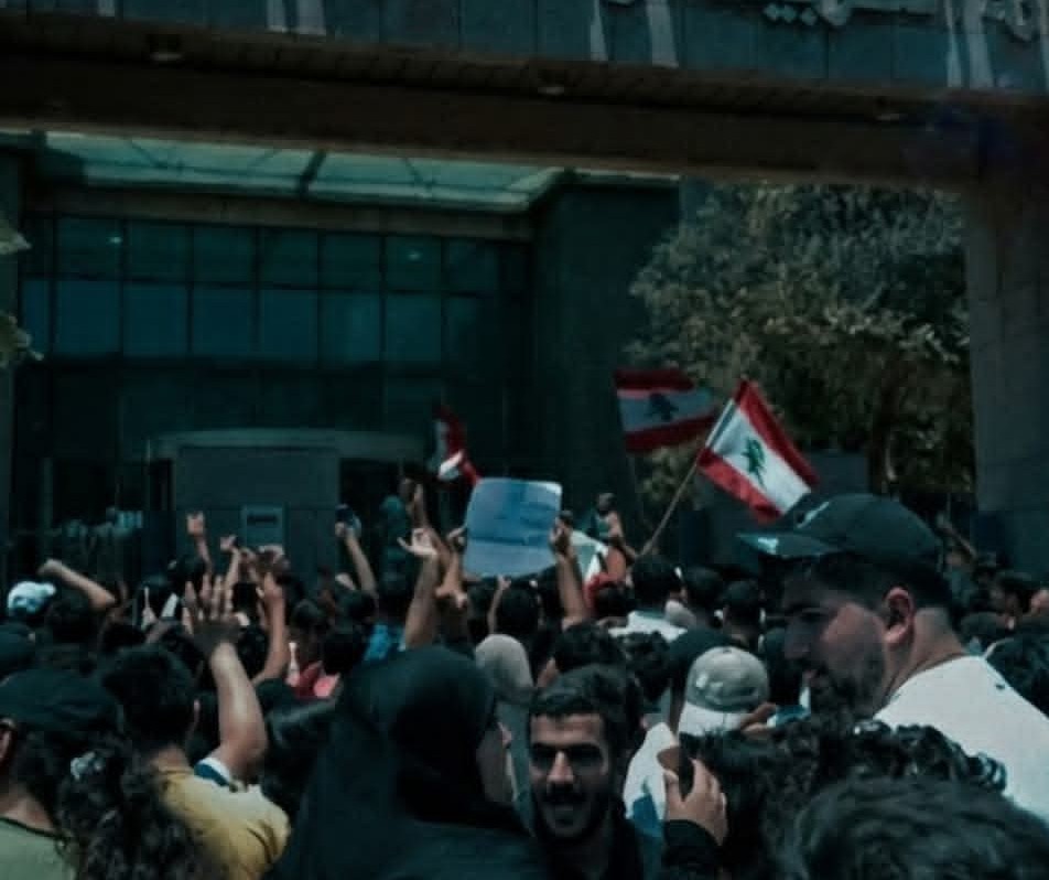 جريمة بحق الطلاب 
