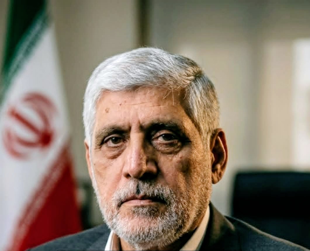 ايران تنقذ سفيرها في لبنان