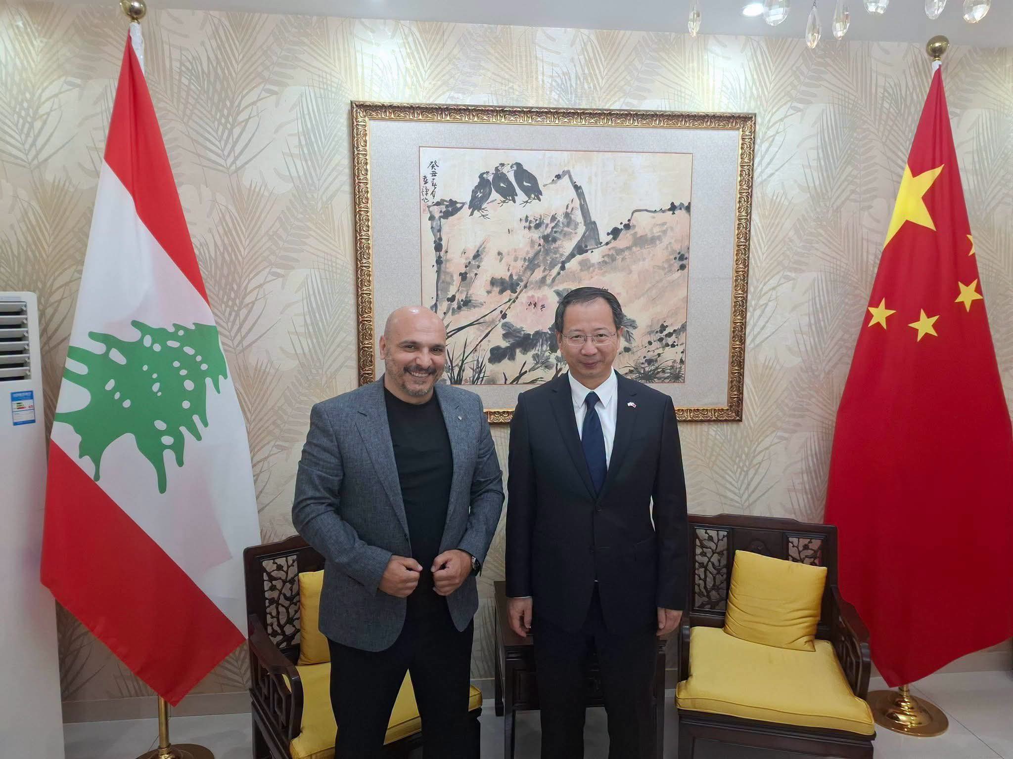 لقاء مع السفير الصيني لبحث تعزيز التعاون التجاري وآفاق الشراكة مع المدن الصينية