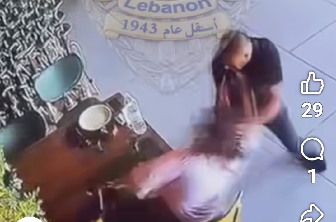 لقاء لحل خلاف زوجي يتحوّل إلى اعتداء دموي على سيدة!