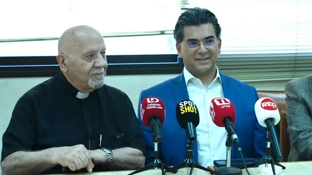 الوزير مرقص يشارك المسنّين غداءهم في "كاريتاس": تجسّدون روح التضامن الاجتماعي في هذه الظروف