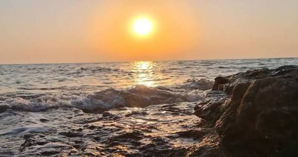 يسيطر طقس صيفي معتاد على لبنان 