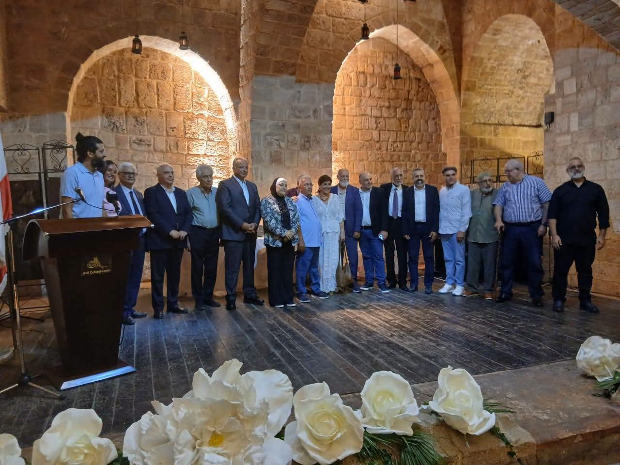 مركز العزم الثقافي يكرم فناني الزمن الجميل