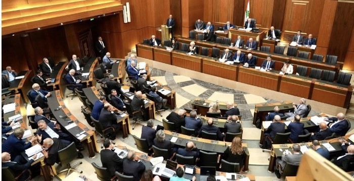 نائب بيروت يكشف: أيّدوا العفو العام ثم أطاحوا بالنصاب