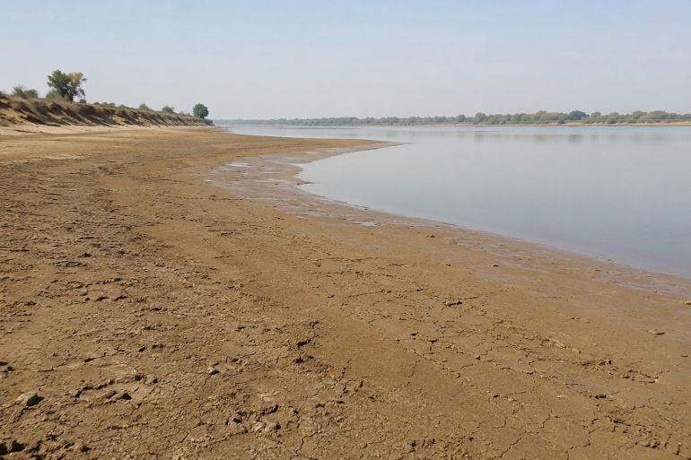 انحسار النيل في السودان.. هل يرسب سد النهضة في أول اختبارات الجفاف