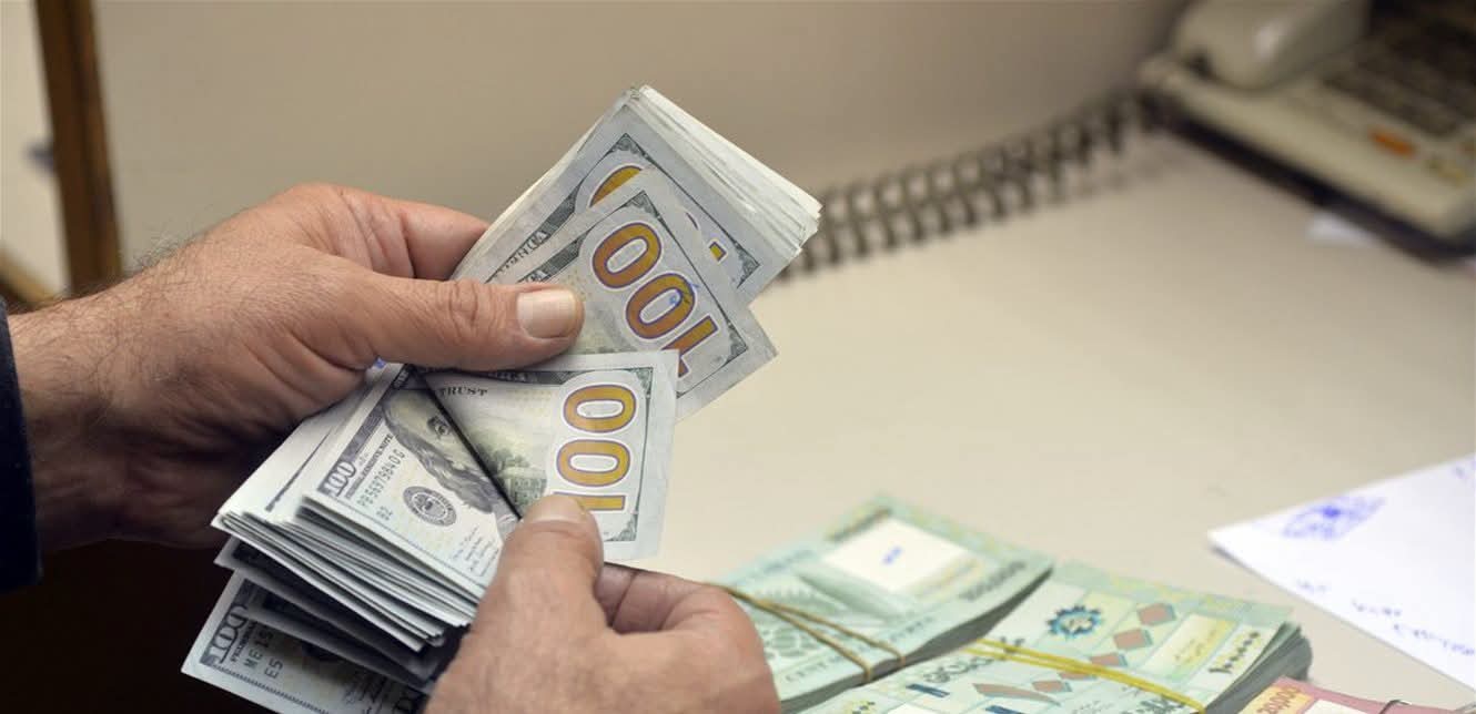 الى موظفي القطاع العام... قبل نصف آب لن تقبضوا الزيادات على الرواتب