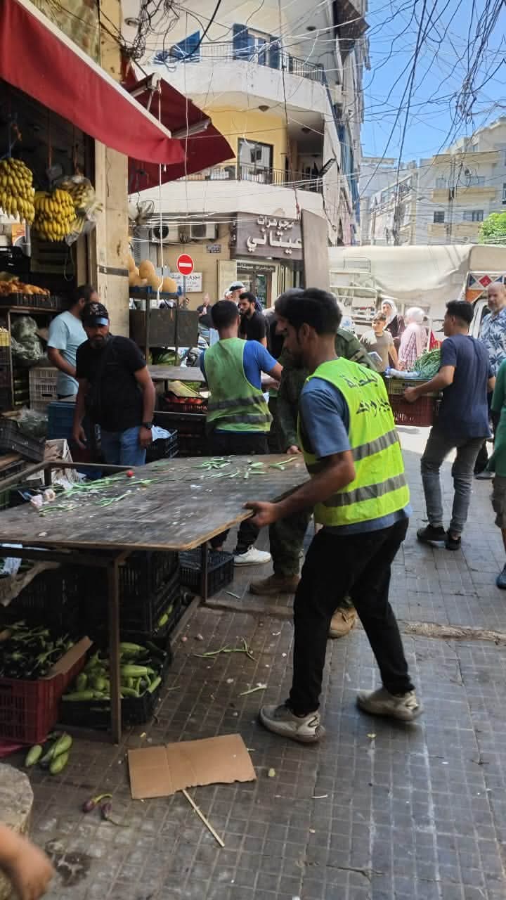 استمرار حملة تنظيم الشوارع وإزالة الإشغالات المخالفة في مناطق العاصمة