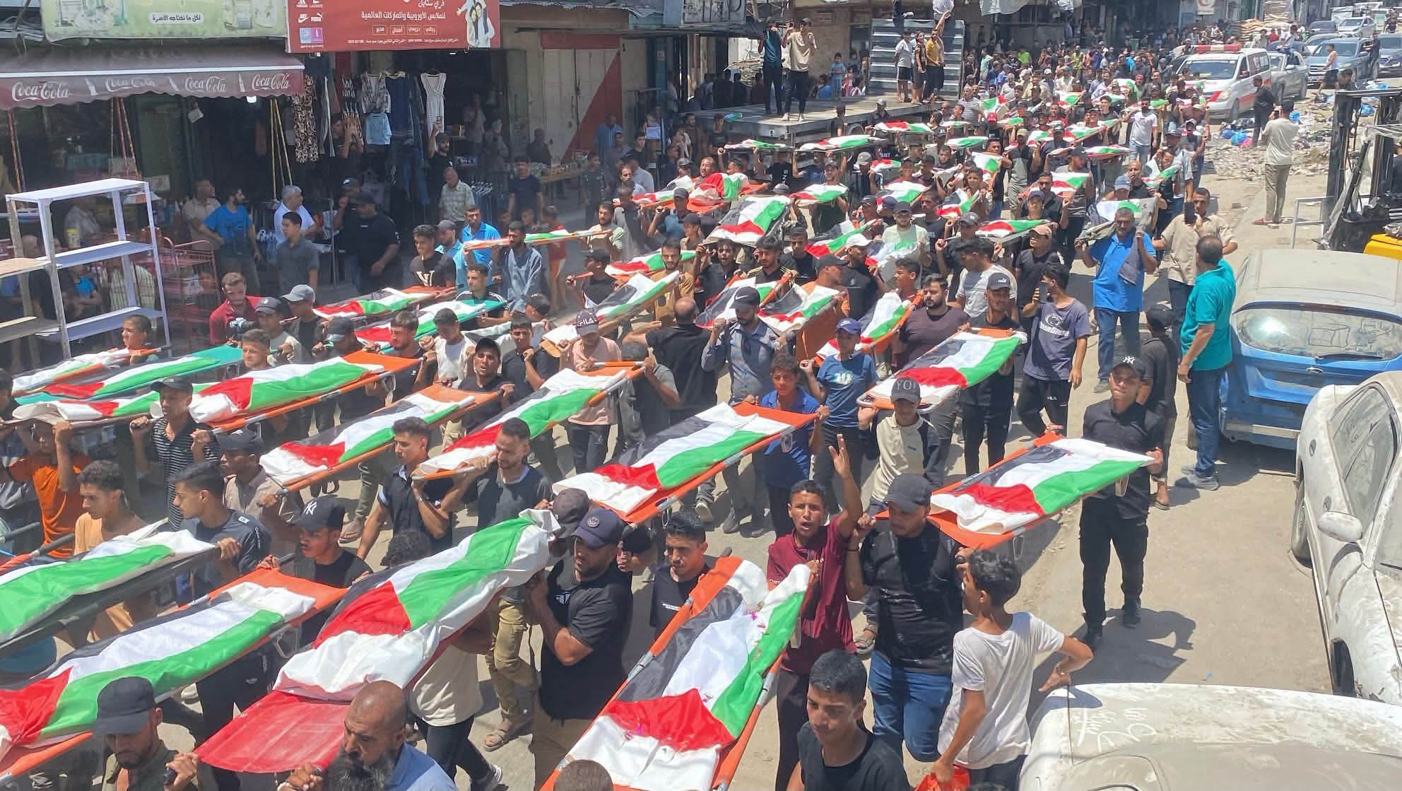 112 شهيد تحت الركام… غزة تنزف والعالم يراقب