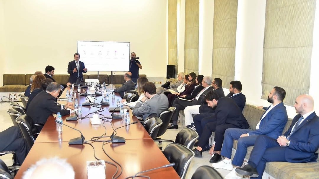 اجتماع وزاري تشاوري في السراي لبحث مشروع "الجمهورية القائمة على الذكاء الاصطناعي"