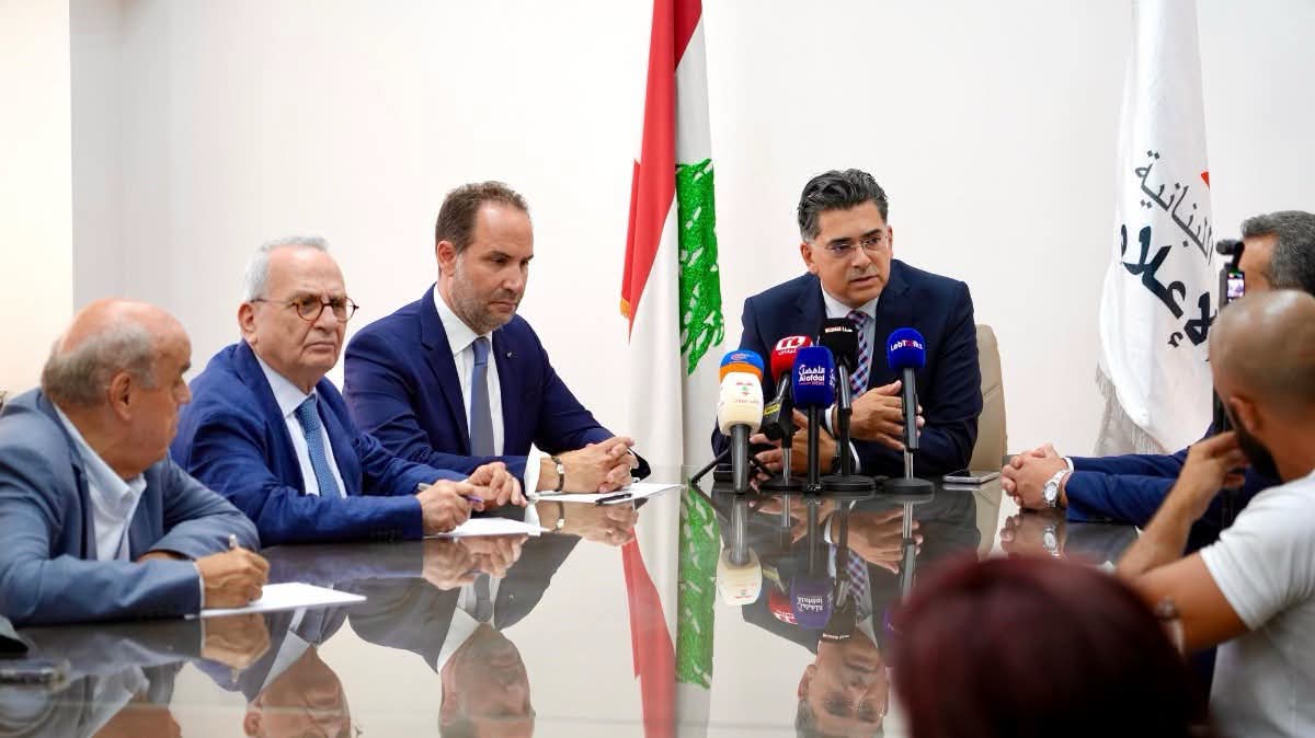 إطلاق مبادرة التأمين المجاني للوافدين العرب والأجانب إلى  لبنان