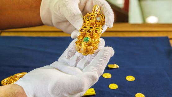 كنز غارق منذ 1300 عام.. ماذا أخفى الأباطرة في قاع البحر طوال هذه القرون