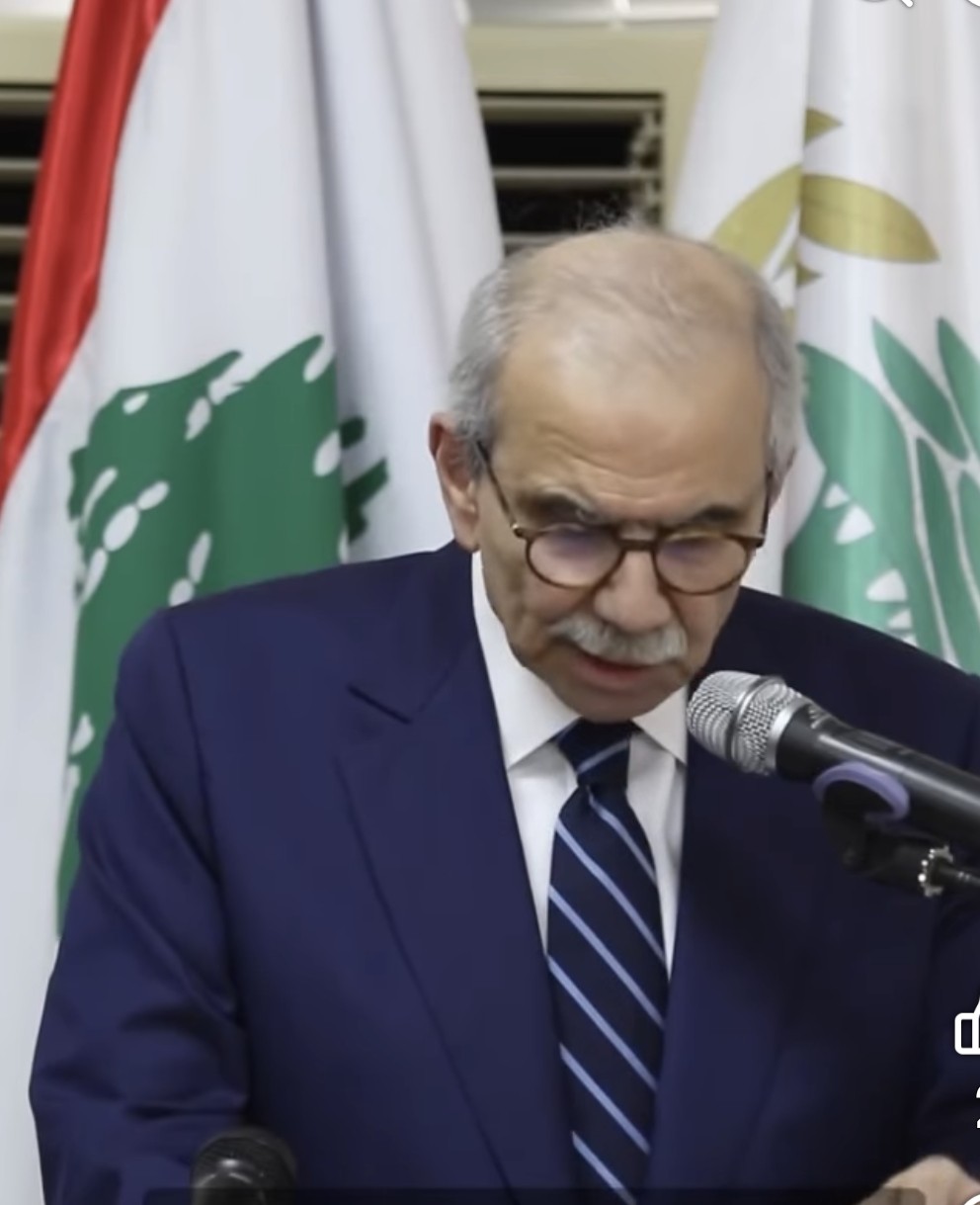كلمة رئيس مجلس الوزراء نواف سلام اليوم إلى ضباط الجيش في ثكنة بنوا بركات في صور: