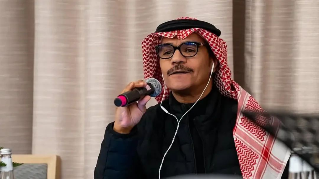 رابح صقر يثير الحماس حول ألبومه الجديد