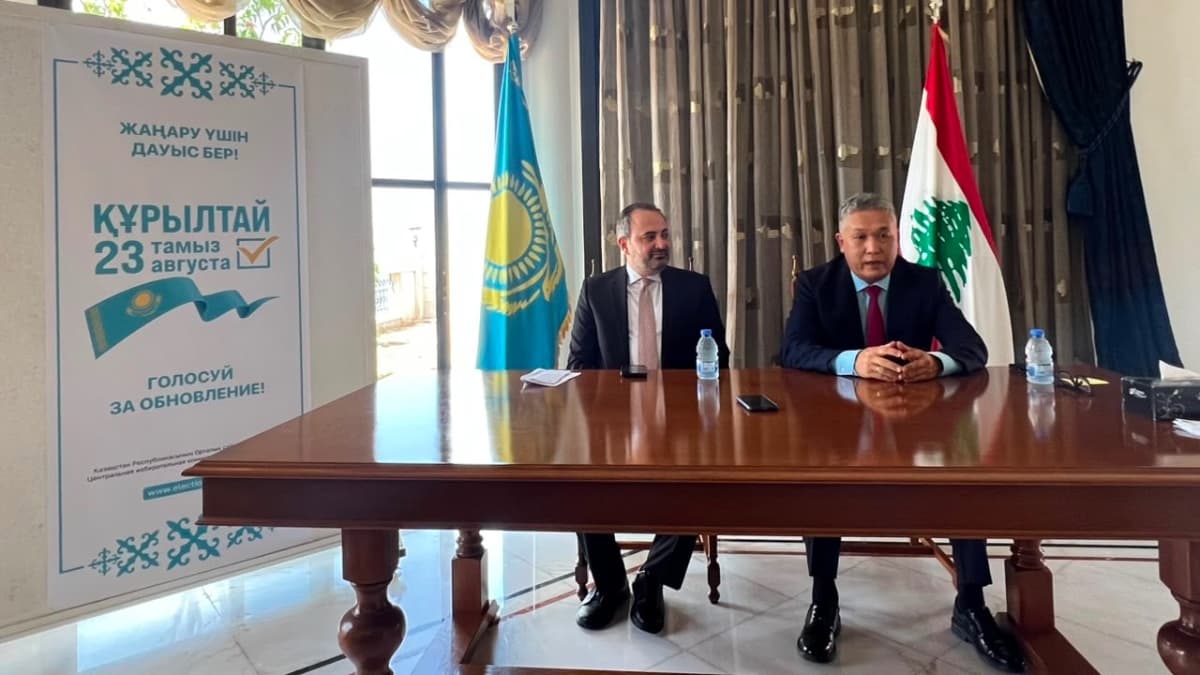 سفير كازاخستان: ندعم الاستقرار والحل السلمي للنزاع في لبنان واحتمال ان نشارك بقوات حفظ السلام مستقبلا