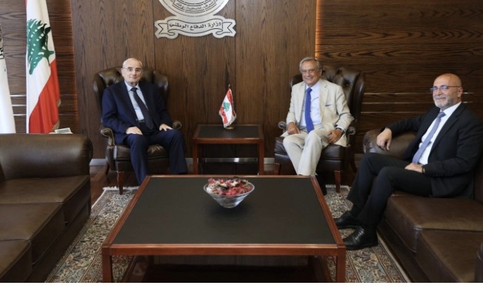حبيب يُطلع وزير الدفاع على مسار القروض السكنية