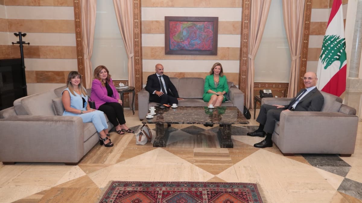 الحجار تابع مع حنا ورفول وعبود وطبارة شؤوناً إنمائية وإدارية وخدماتية
