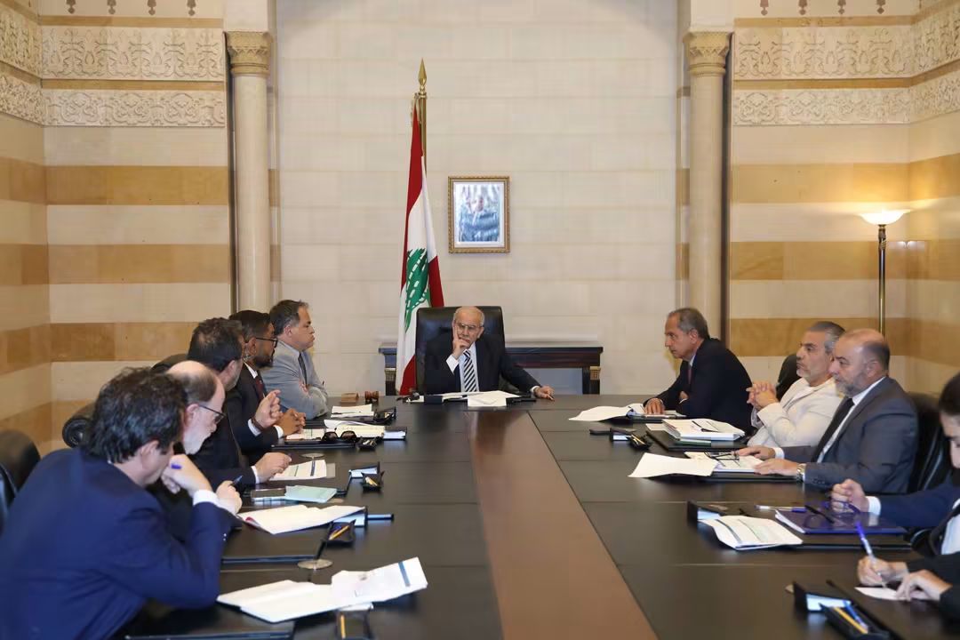 سلام ترأس اجتماع الخصخصة: تحويل "كهرباء لبنان" إلى شركة