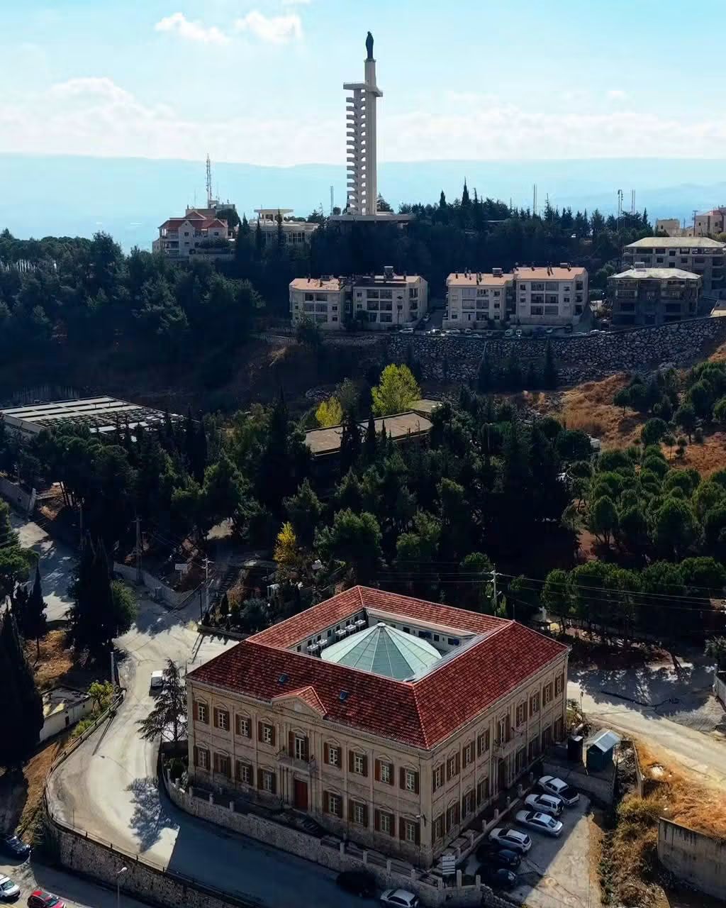 بيان صادر عن بلدية زحلة - معلقة وتعنايل