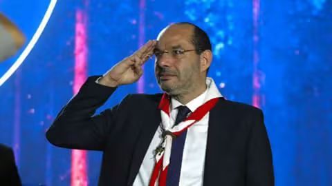 الكشفية تبني الإنسان