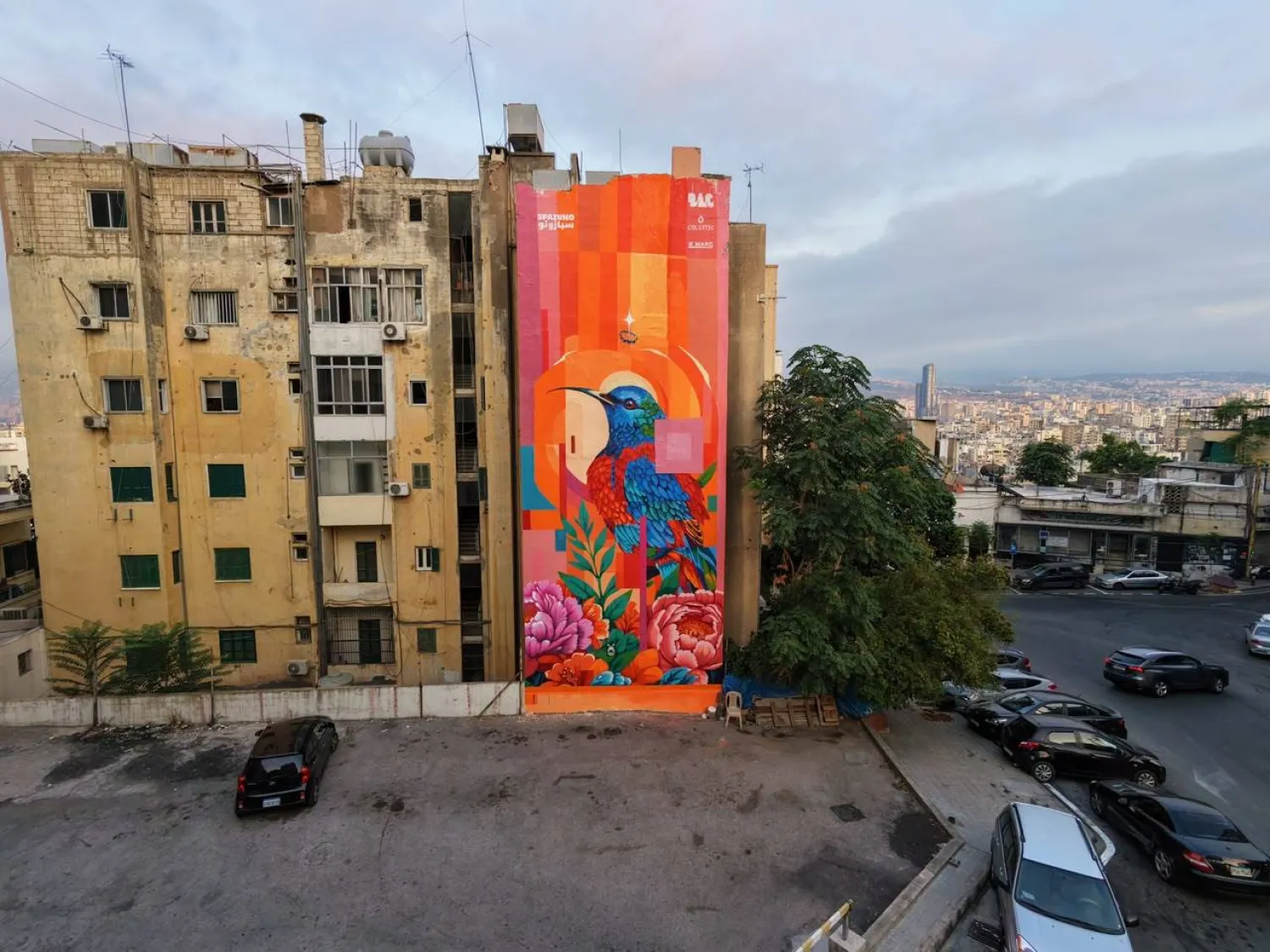 سبازونو يرسم بالغرافيتي ذاكرةً لبيروت لا تنتهي عند ندوبها