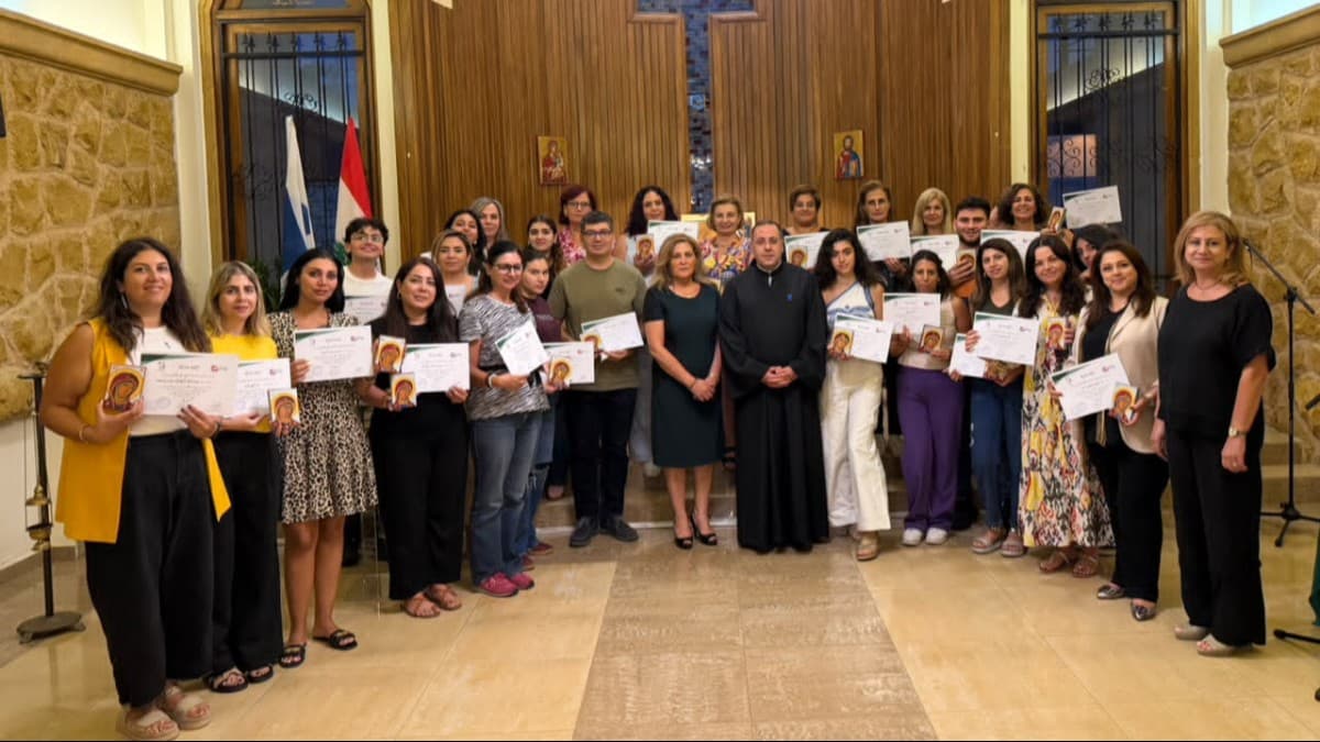 اختتام الدورات التدريبية المجانية في المعهد الفني الأنطوني - الدكوانة بحضور ممثلة وزير العمل